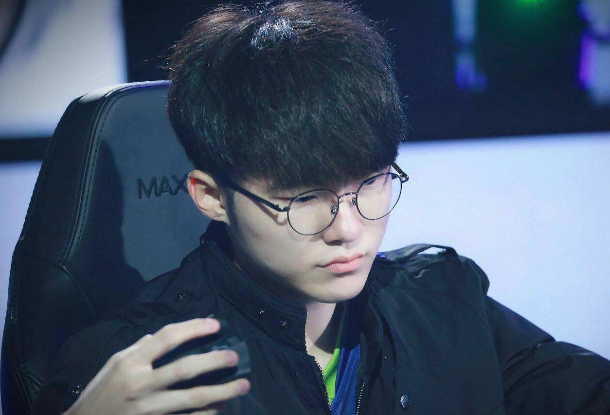 随后爆发